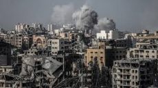 حركة حماس”  أبلغت الوسطاء القطري والمصري بموافقتها على مقترحهم لوقف إطلاق النار وتبادل الاسرى مع تعنت الجانب الإسرائيلي.