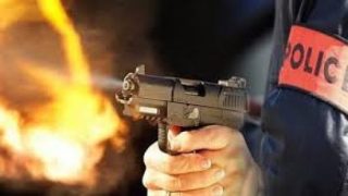 شرطي بأمن الجديدة يضطر لاستعمال سلاحه الوظيفي لإيقاف شخص في حالة اندفاع قوي