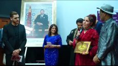 الفنانة المغربية فاطمة أحرار تفوز بجائزة أفضل دور نسائي في مهرجان ابن جرير الدولي للسينما