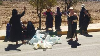 إكفاين – إغرم: نساء يواجهن العطش ويطرقن أبواب المسؤولين