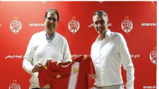 الوداد الرياضي يراهن على خبرة كارتيرون لقيادة مرحلة ما بعد الإقصاء القاري