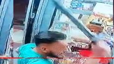 :توقيف مشتبه فيه في محاولة سرقة تحت التهديد بالسلاح الأبيض بالقنيطرة بعد تداول فيديو يوثق الواقعة