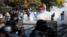 فرنسا تحت الصدمة بتر يد قاصر يشعل معركة جديدة حول استخدام القوة ضد التلاميذ.
